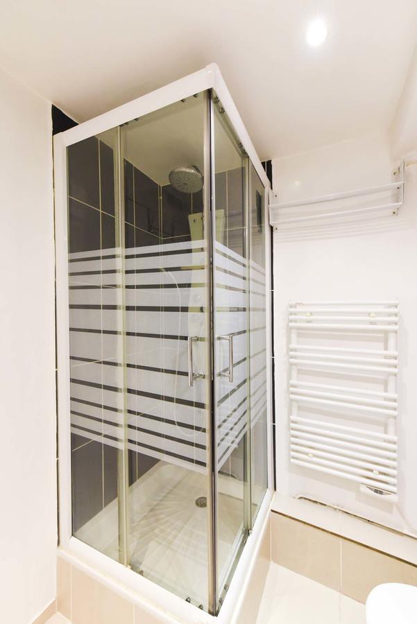 Veeve - Montorgeuil Cosy Apartment Paris Luaran gambar